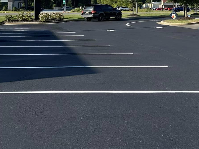 Parking Lot Striping White Lines Birmingham, Alabama