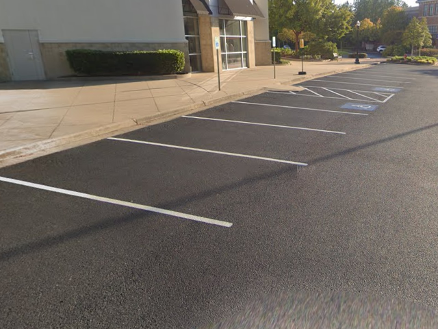 Shopping Center Parking Lot Striping Company