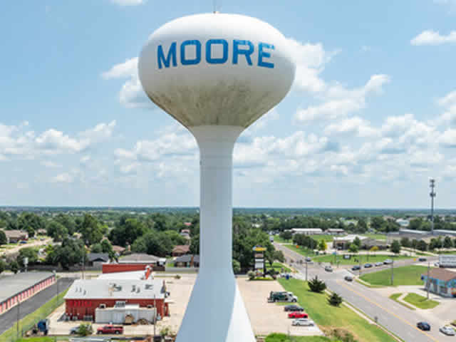 Moore, Oklahoma parking lot striping company